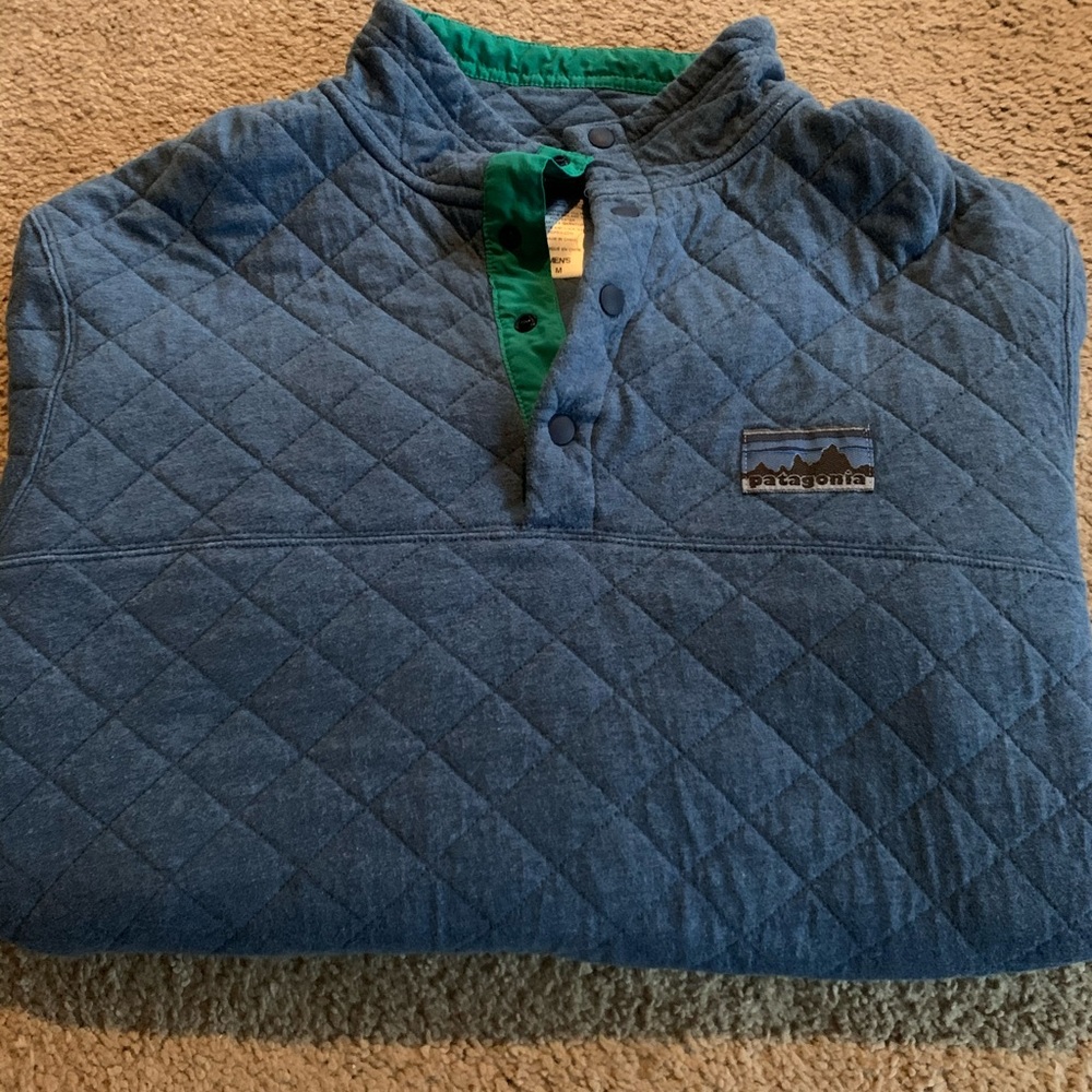 Patagonia quilted snap pullover